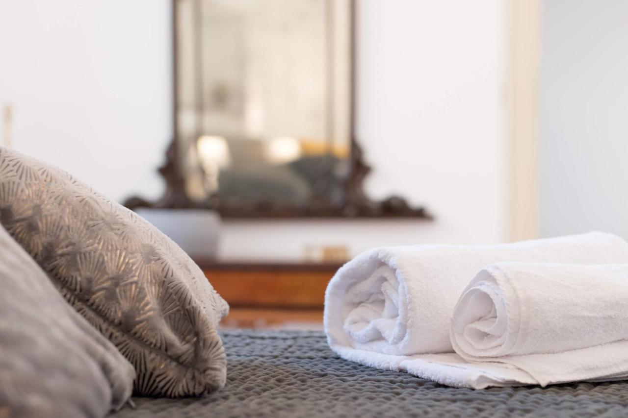 Duomo Seaside Deluxe Apartment By Ortigia Apartments シラクーサ エクステリア 写真