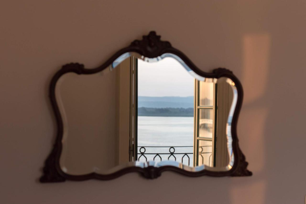Duomo Seaside Deluxe Apartment By Ortigia Apartments シラクーサ エクステリア 写真